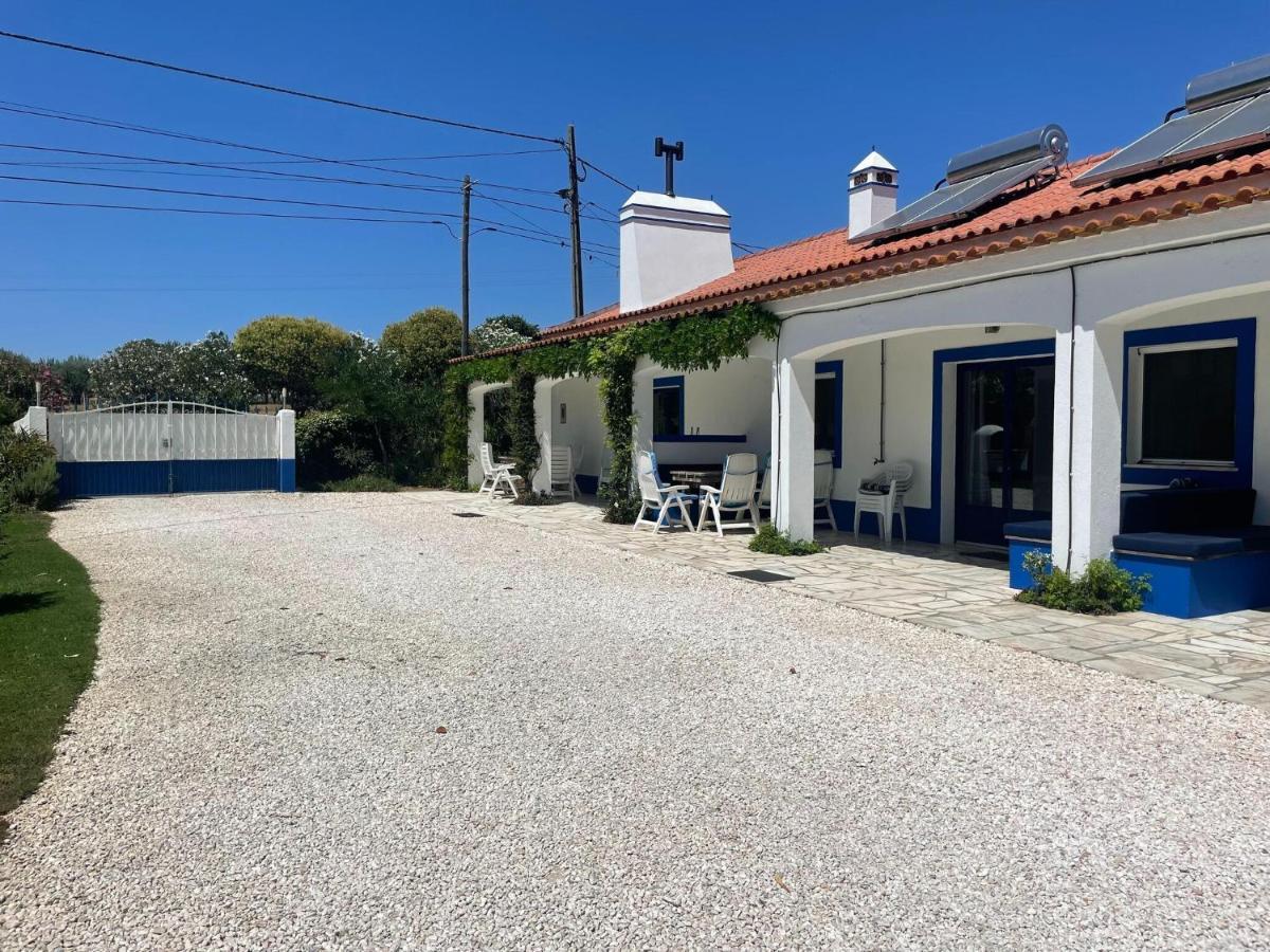 Inviting Holiday Home In Montemor O Novo With Pool Kültér fotó